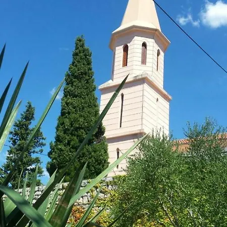 Marina Апартаменты *